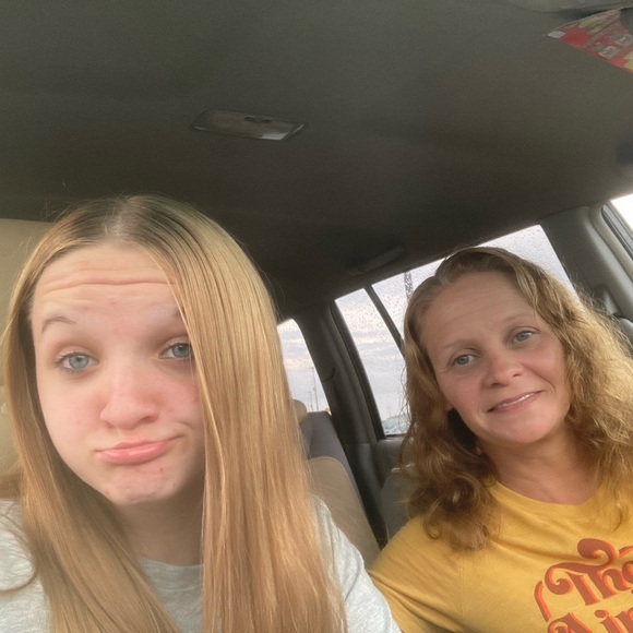 Meet your Posher, Darby - Picture 8 of 16